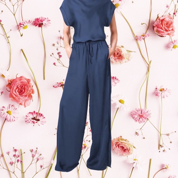 LightCodes Wide Leg Draw String Pants - Picture 1 of 11